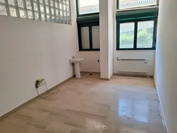 #24151 Ufficio ex studio medico