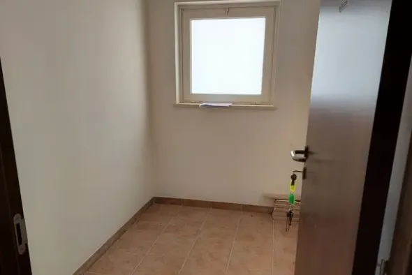 #14846 Ufficio in palazzina (sub 22) e pertinenze