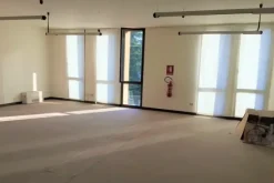 #19681 Ufficio/Negozio attualmente adibito ad istituto di credito