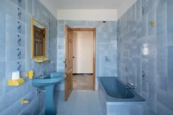 #18471 Ufficio su due livelli con area pertinenziale