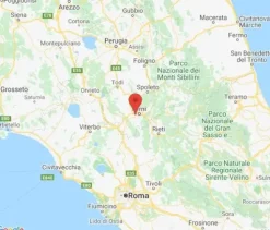 #14860 Uffici piano primo in nucleo commerciale