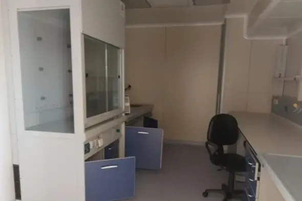 #14860 Uffici piano primo in nucleo commerciale