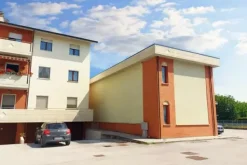 #17899 Uffici su 2 piani