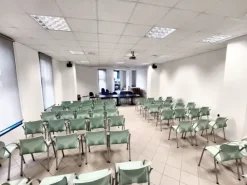 #23942 Unità direzionale con magazzino e ampia area esterna