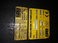 Unyka 270 plastic metal
