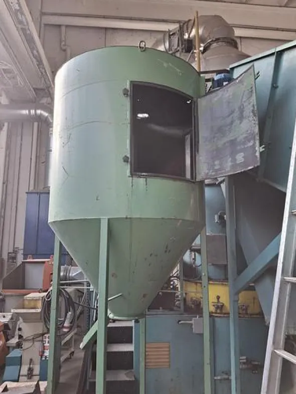 USED VERTICAL MIXER