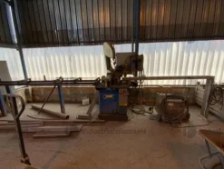 71#8816 Utensili e banchi da lavoro
