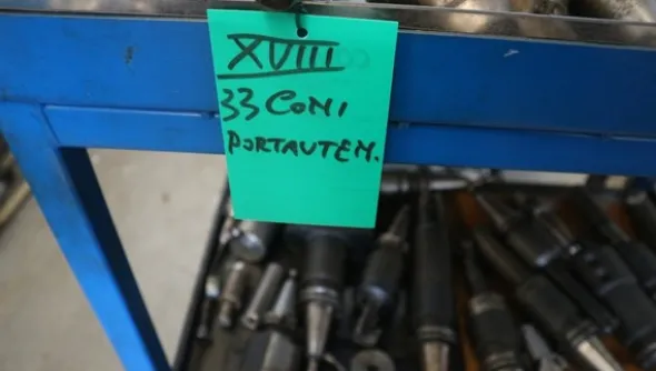 250#5049 Utensili e strumenti di misura