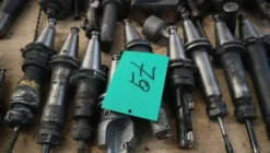 250#5049 Utensili e strumenti di misura