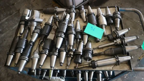 250#5049 Utensili e strumenti di misura