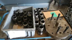 250#5049 Utensili e strumenti di misura