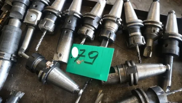 250#5049 Utensili e strumenti di misura