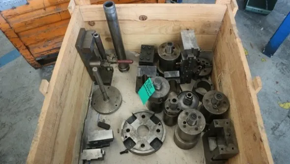 250#5049 Utensili e strumenti di misura