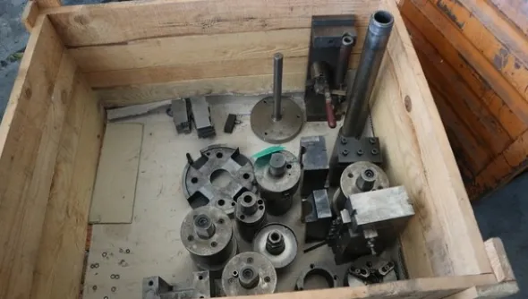 250#5049 Utensili e strumenti di misura