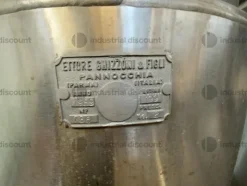 51#9550 Vasche in vetroresina ed acciaio per alimenti