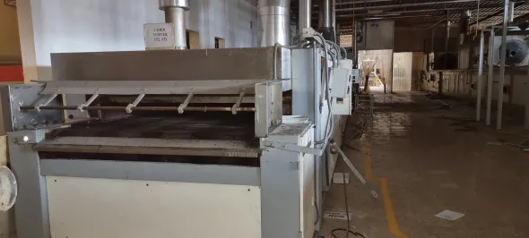 vendesi attrezzatura ex opificio-pastificio