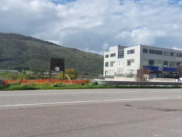 #25201 Vendita terreno commerciale