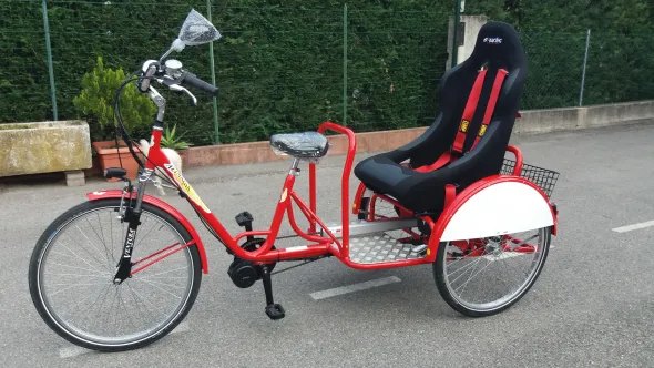 Vendo, bici a tre ruote personalizzate produzione