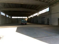 Vendo capannone industriale