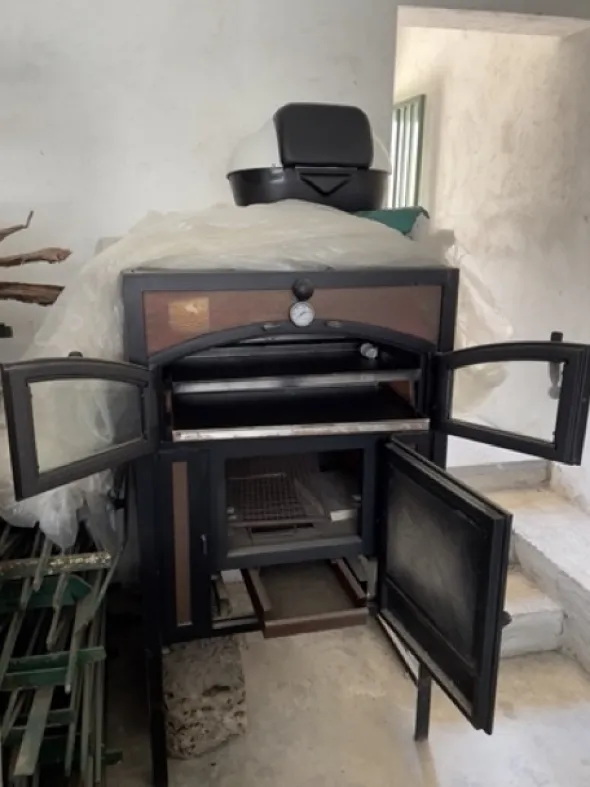 Vendo FORNO in acciaio a legna
