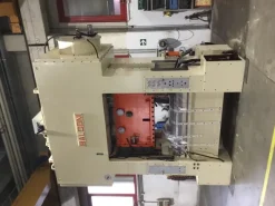 VENDO PRESSA BALCONI 400 TON