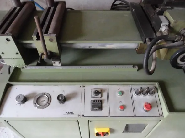 vendo segatrice automatica FMB quasi nuova