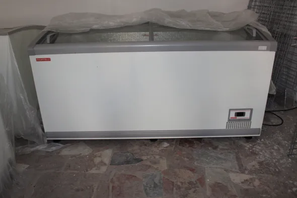 Vendo 6 vetrine congelatore negativo