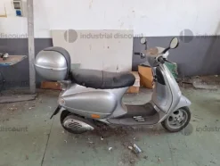 9#9294 Vespa Piaggio ET4