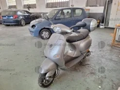 9#9294 Vespa Piaggio ET4
