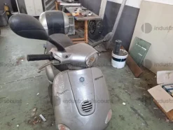 9#9294 Vespa Piaggio ET4