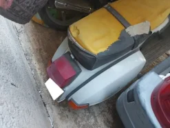 1#6223 Vespa Px 125