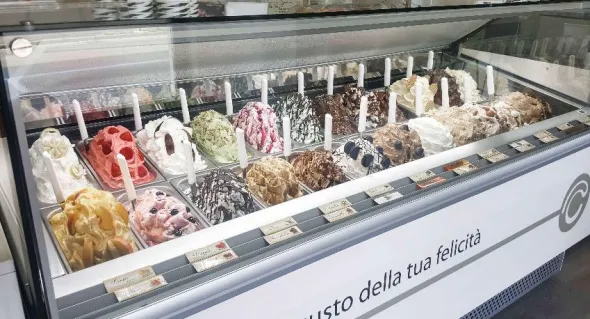 VETRINA 24 GUSTI (12+12)