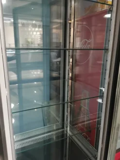 Vetrina refrigerata per torte bibite gelati