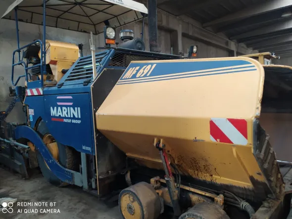Vibrofinitrice Marini