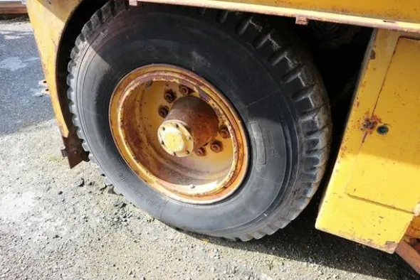 3005#4392 Vibrofinitrice Simesa S220