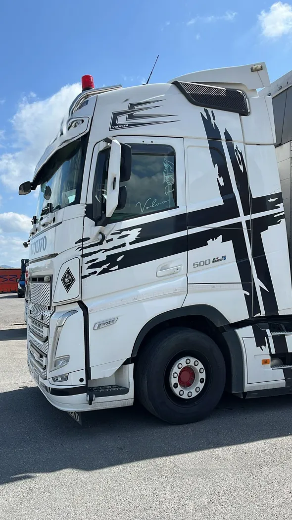 VOLVO FH500