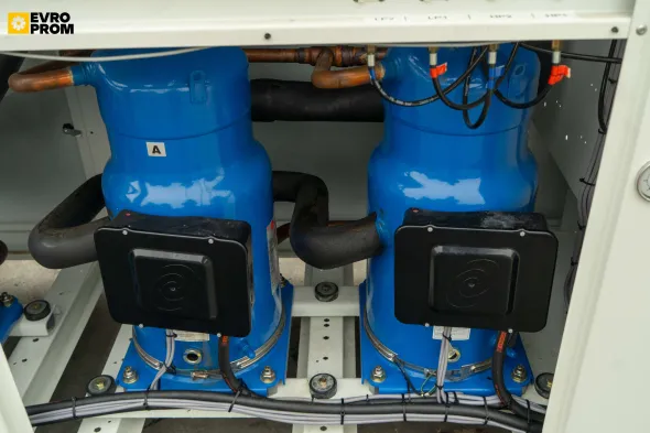 Water cooled chiller Trane | 251 kW | Usato | Garanzia