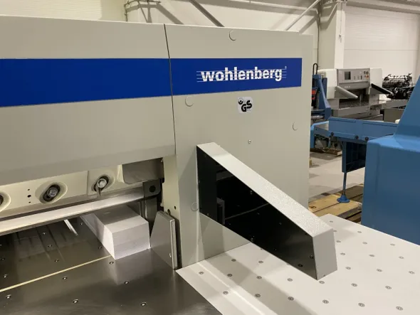 Wohlenberg 132 paper guillotine