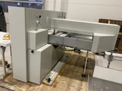 Wohlenberg 132 paper guillotine