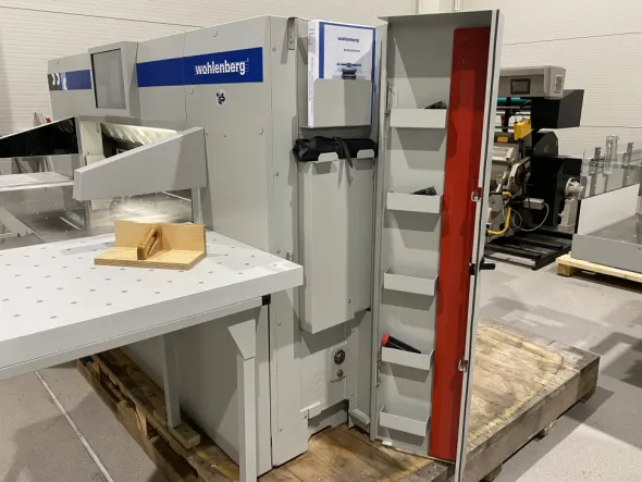 Wohlenberg 132 paper guillotine